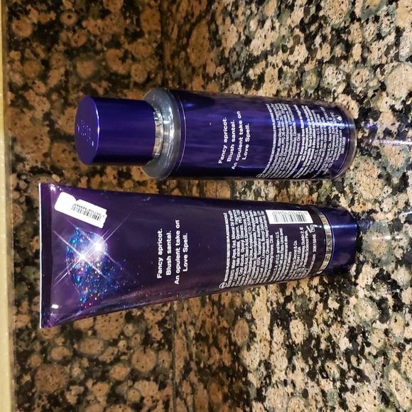 Victoria's Secret Love Spell LUXE fragrance lotion and mist - Picture 2 of 4